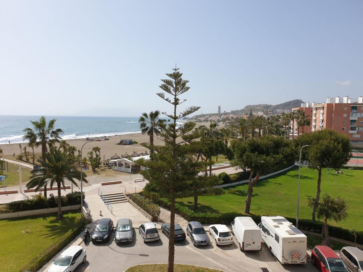 Bonito Apartamento En Primera Linea De Playa La Cala Del Moral Exterior foto